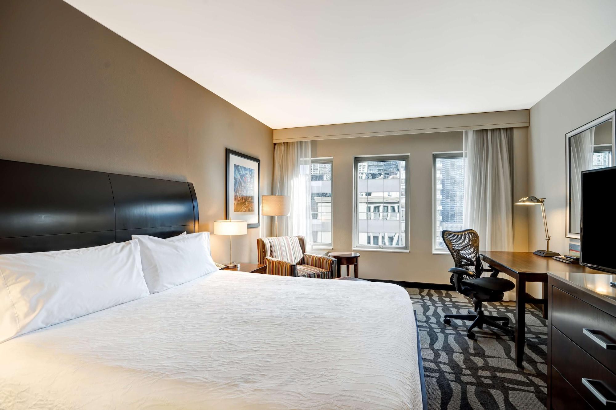 Hilton Garden Inn Chicago Downtown/Magnificent Mile מראה חיצוני תמונה
